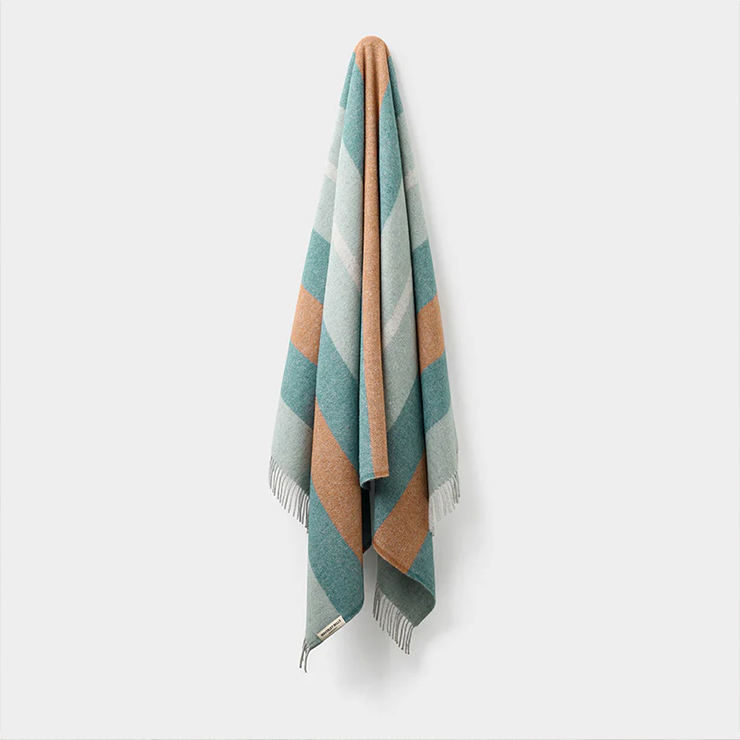 Waverley Mills Breezy Throw - Image 3